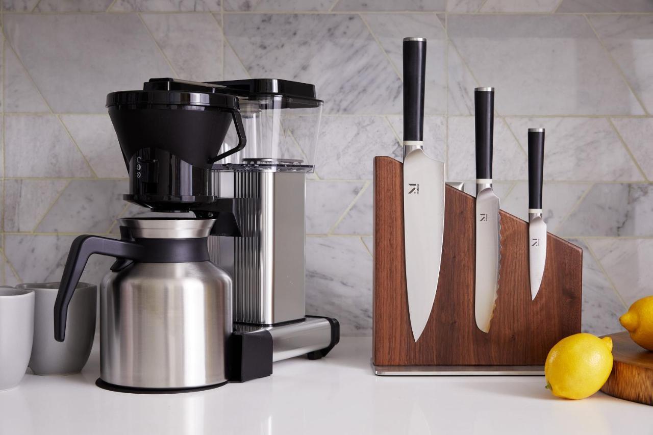 Sentral Michigan Avenue Aparthotel Chicago Bagian luar foto Kitchen appliances