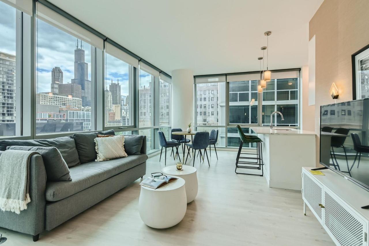 Sentral Michigan Avenue Aparthotel Chicago Bagian luar foto