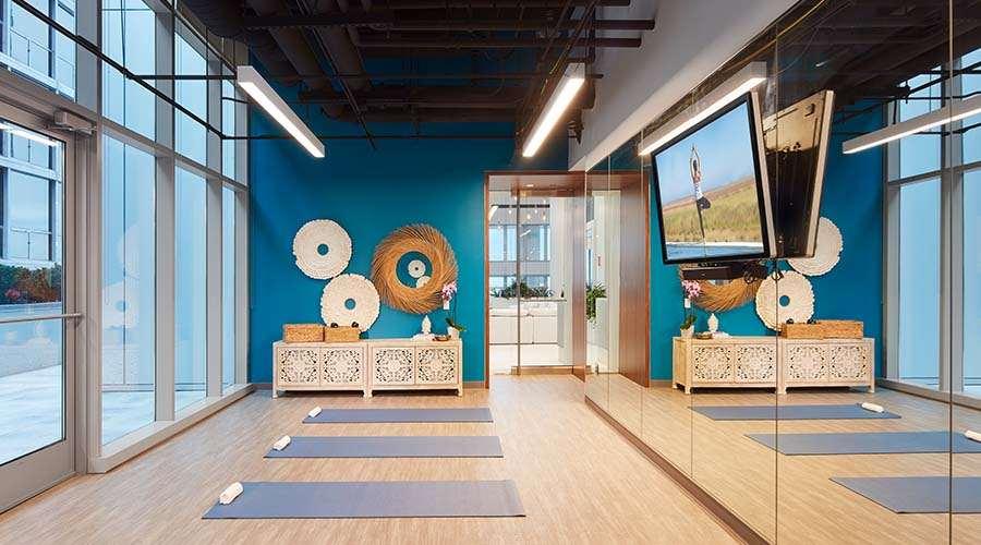 Sentral Michigan Avenue Aparthotel Chicago Fasilitas foto The yoga studio at the 1000M building